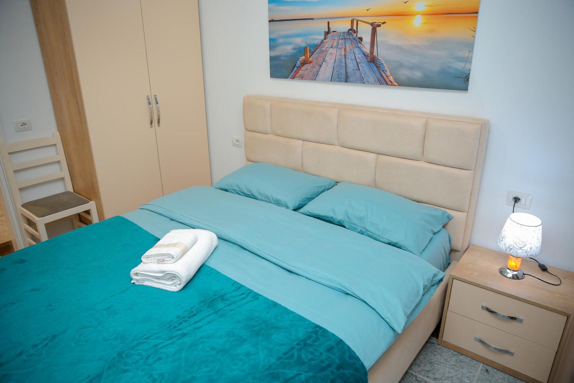 Apartamento Fishta Q5 32 *